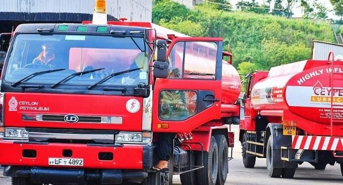 ඉන්ධන තොග ගැන ඛනිජ තෙල් බෙදුම්කරුවන්ගේ සංගමයෙන් ප්රකාශයක්