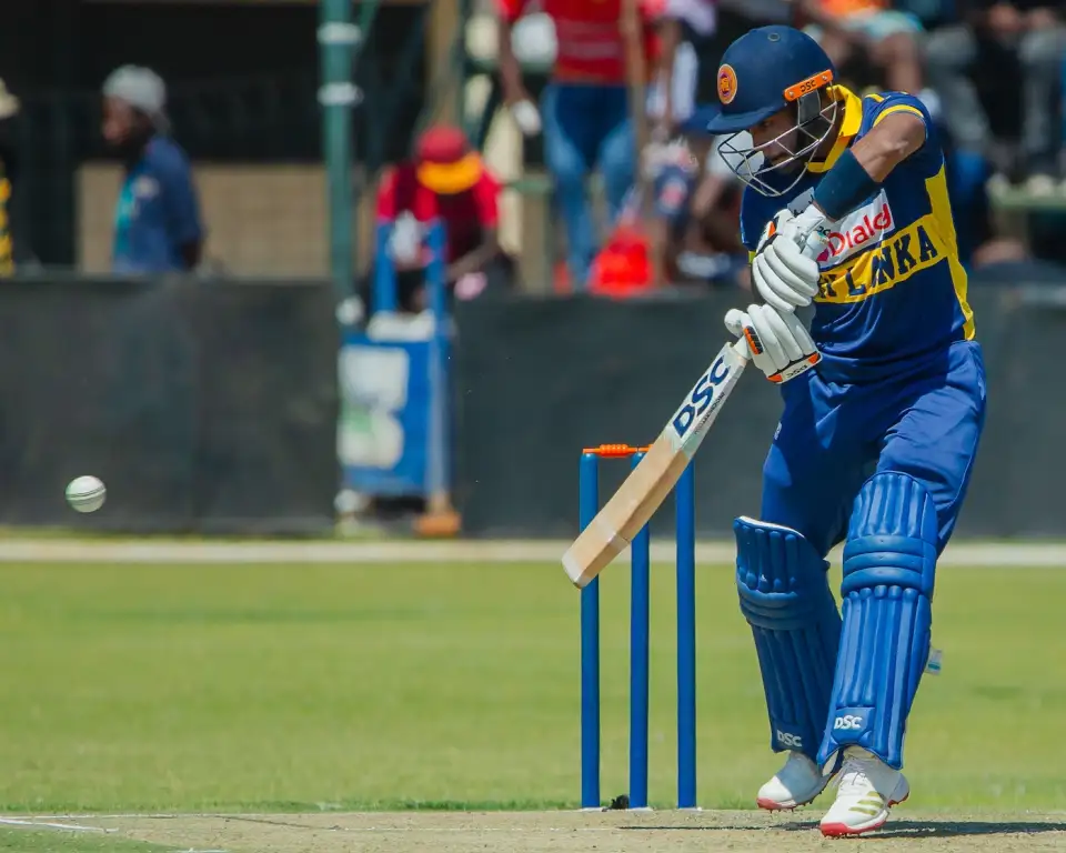 සිම්බාබ්වේ කණ්ඩායම සමඟ පැවැති එක්දින තරඟාවලියේ ජය ශ්රී ලංකාවට