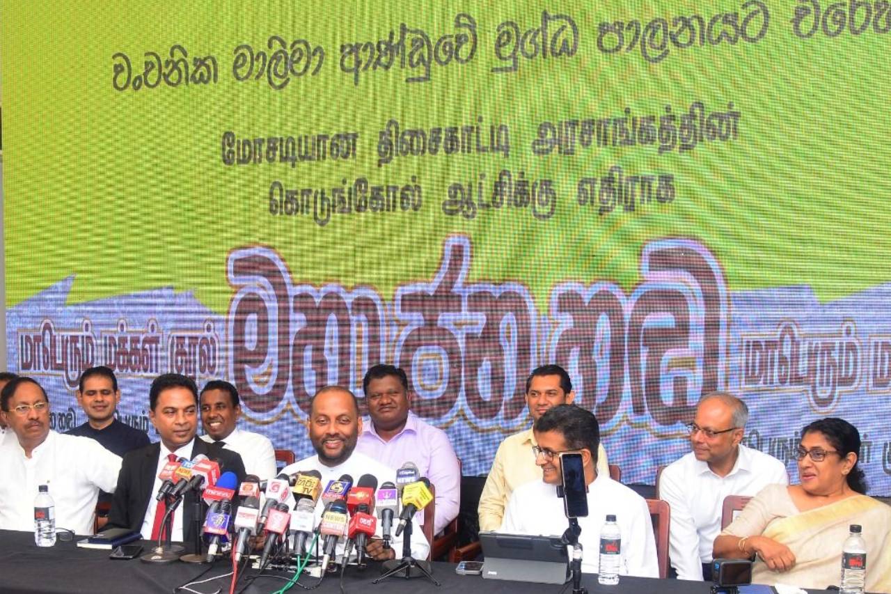 ආණ්ඩුව ජනතාව වෙනුවෙන් එක පොරොන්දුවක් වත් ඉටු කරලා නෑ – උදය ගම්මන්පිල
