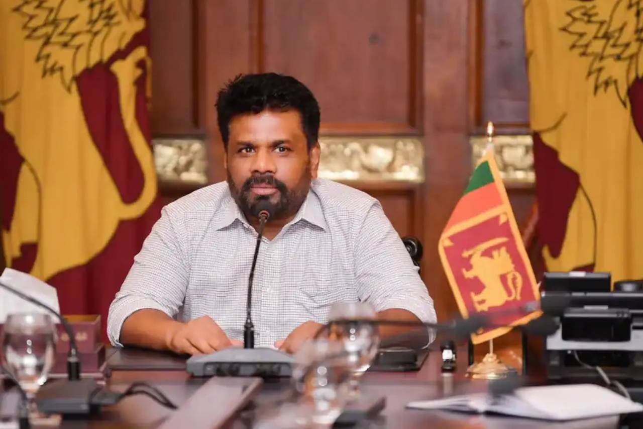 ආපදාවෙන් කඩා වැටුණු ජන ජීවිත ගොඩනගන හැටි ජනපති පැහැදිළි කරයි