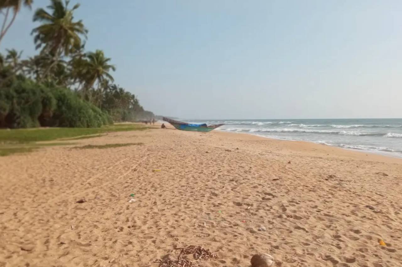 කටුකුරුන්ද වෙරළ තීරයෙන් සැකසහිත පාර්සලයක් හමුවෙයි