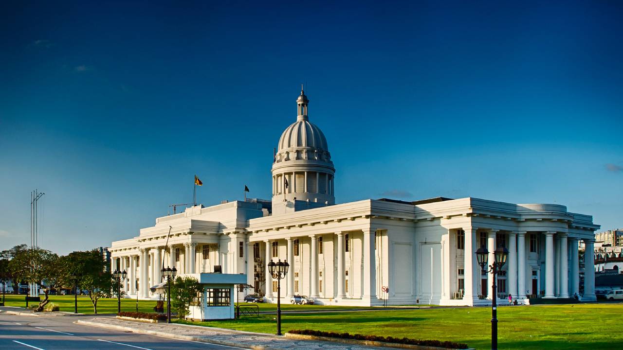 කොළඹ මහනගර සභාවේ අයවැය දෙවැනිවර කියවීම බදාදා