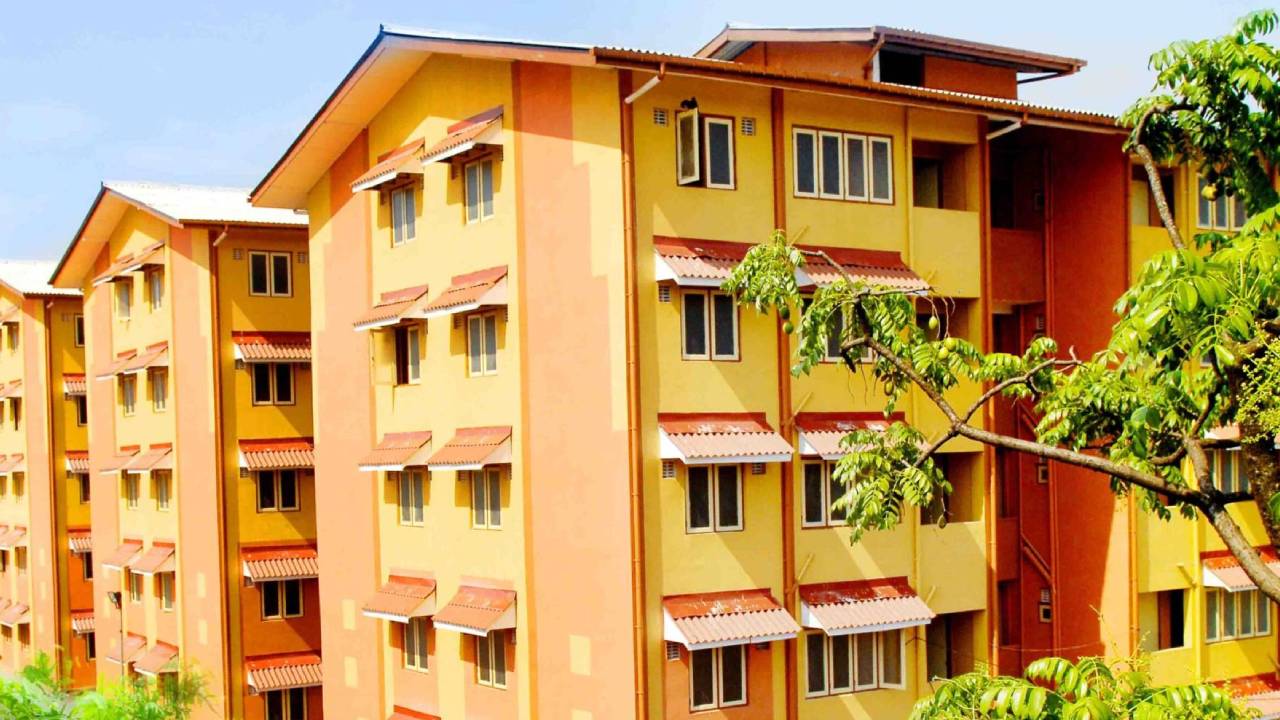 ආපදාවෙන් විනාශ වූ නිවාස වෙනුවට නිවාස සංකීර්ණ ඉදි කිරීමට පියවර