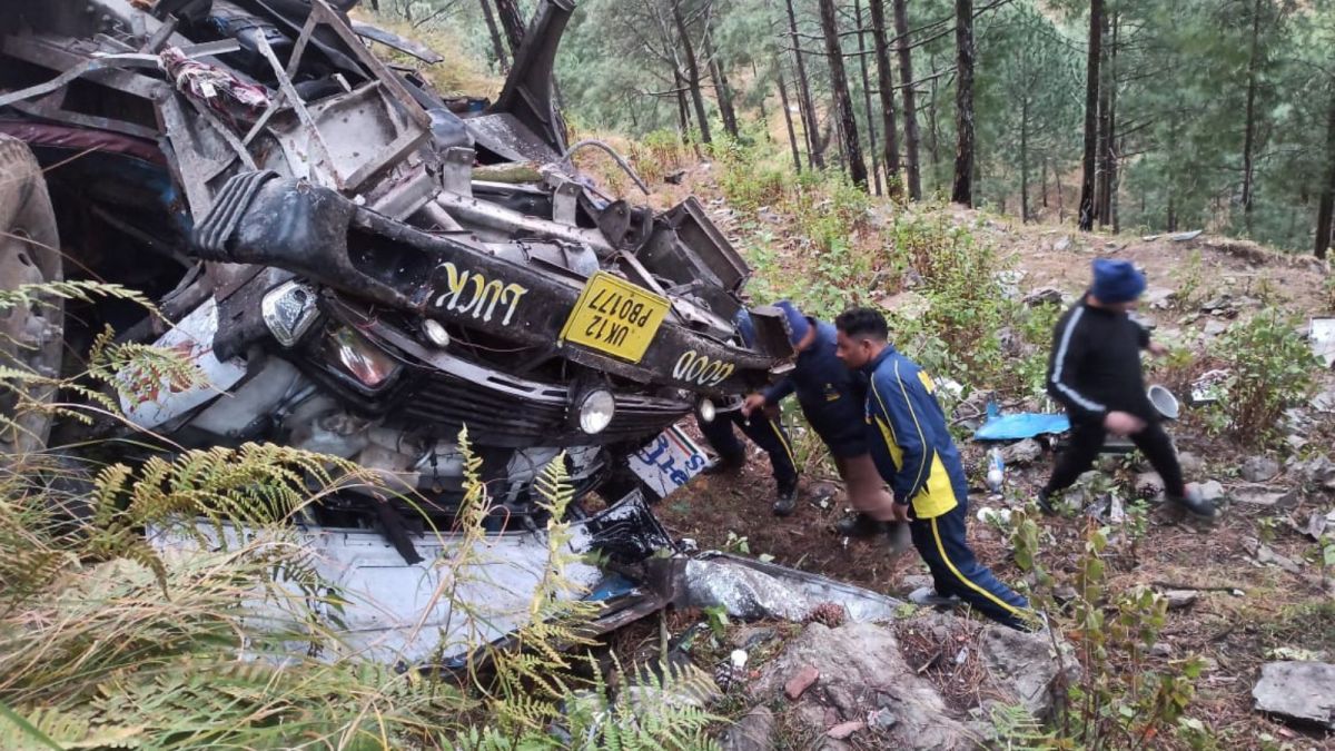 Uttarakhand Road Mishap, Bus Falls into Gorge, 6 Dead, Several Injured