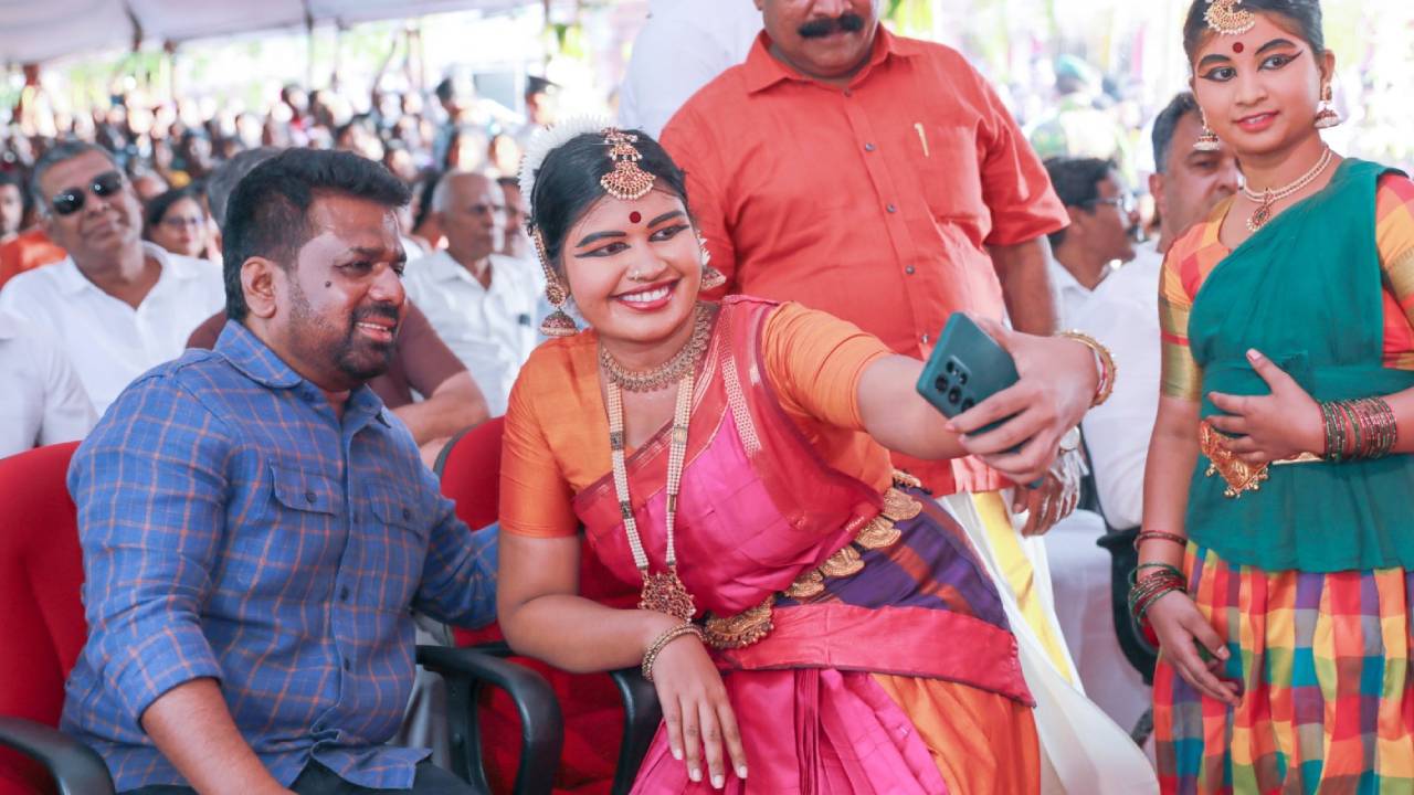 වර්ථමාන පාලනය තුළ ජාතිවාදී ගැටුම් අවමයි – ජනපති