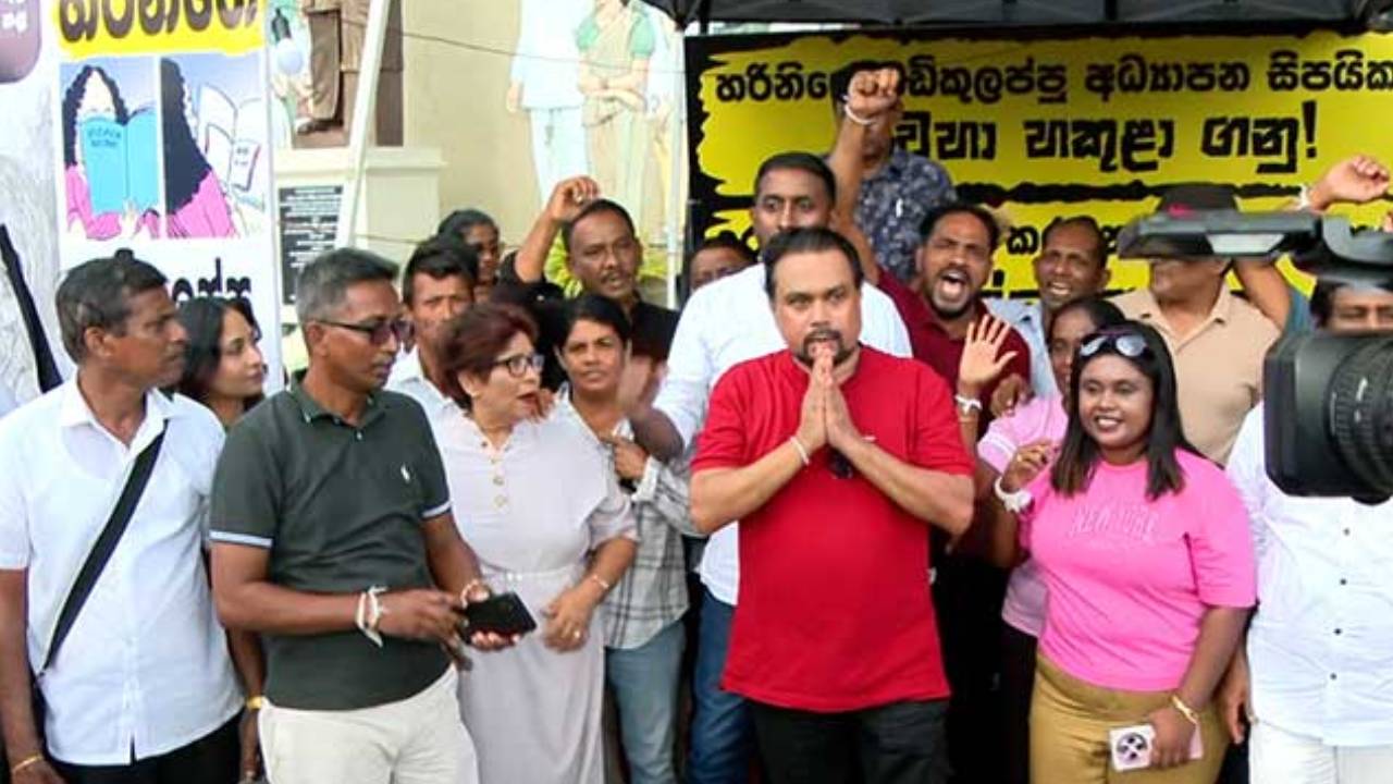 විමල්ගේ සත්යග්රහය අවසන් වෙයි