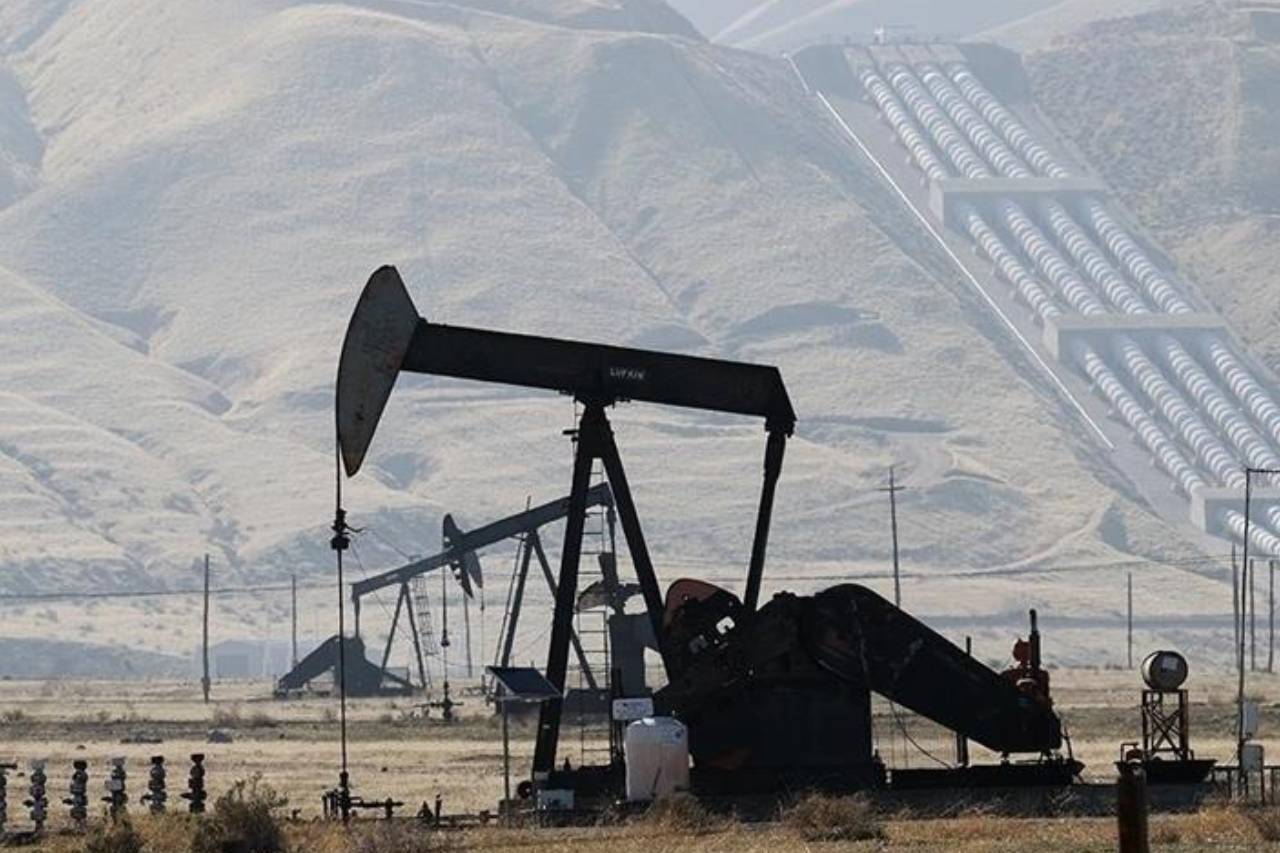 ලෝක වෙළෙඳපොලේ බොරතෙල් මිල පහළට