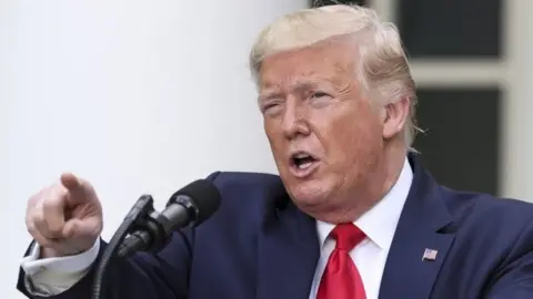 Trump Warns Tehran Over Compliance 