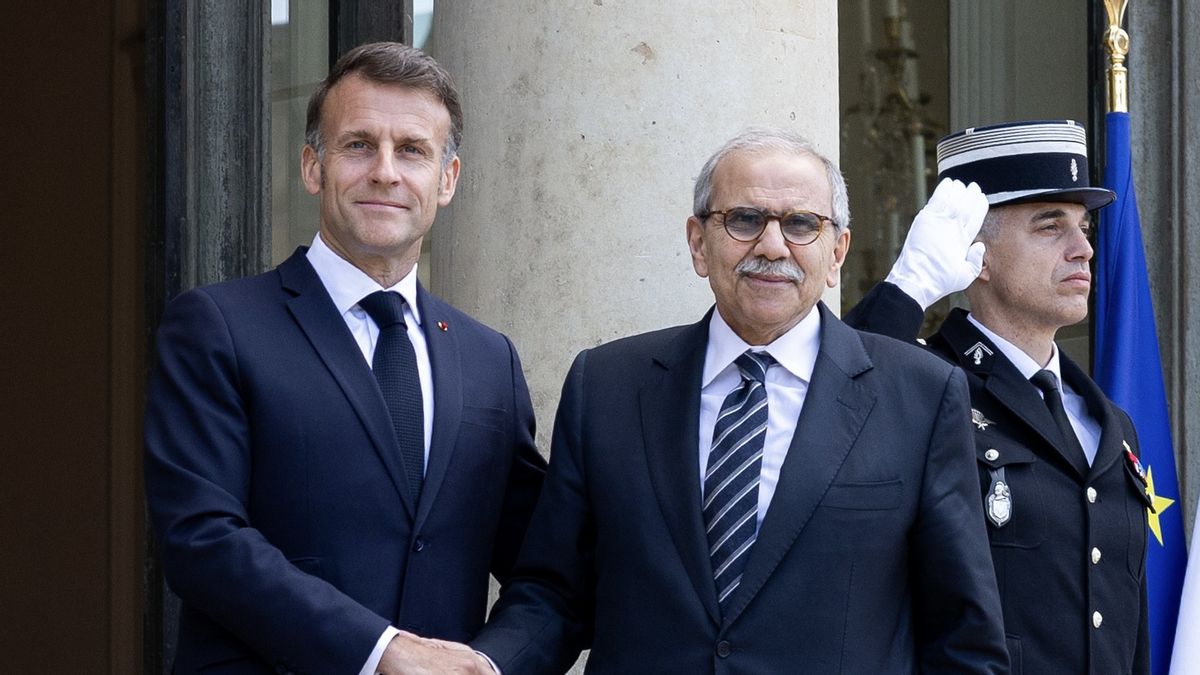 France Offers to Help Lebanon Prepare Talks with Israel