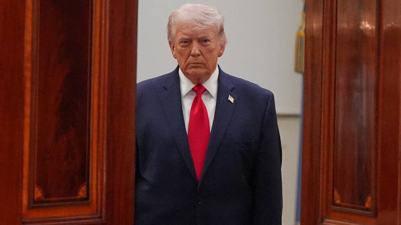 ඉරානය සාකච්ඡාවලට එන්නේ නැත්නම් වෙන දේ ගැන ට්‍රම්ප් හෙළි කරයි