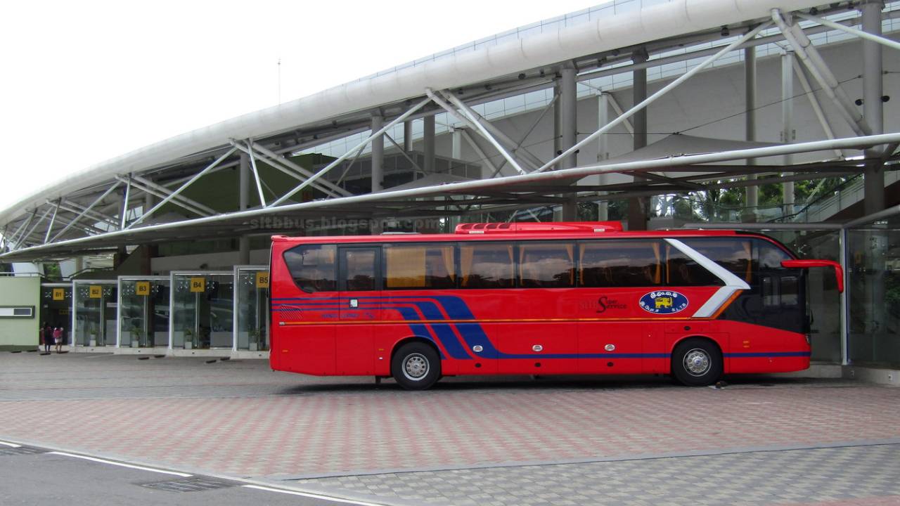 මාකුඹුර හරහා 55000 දෙනෙක් ගමේ ගිහින්