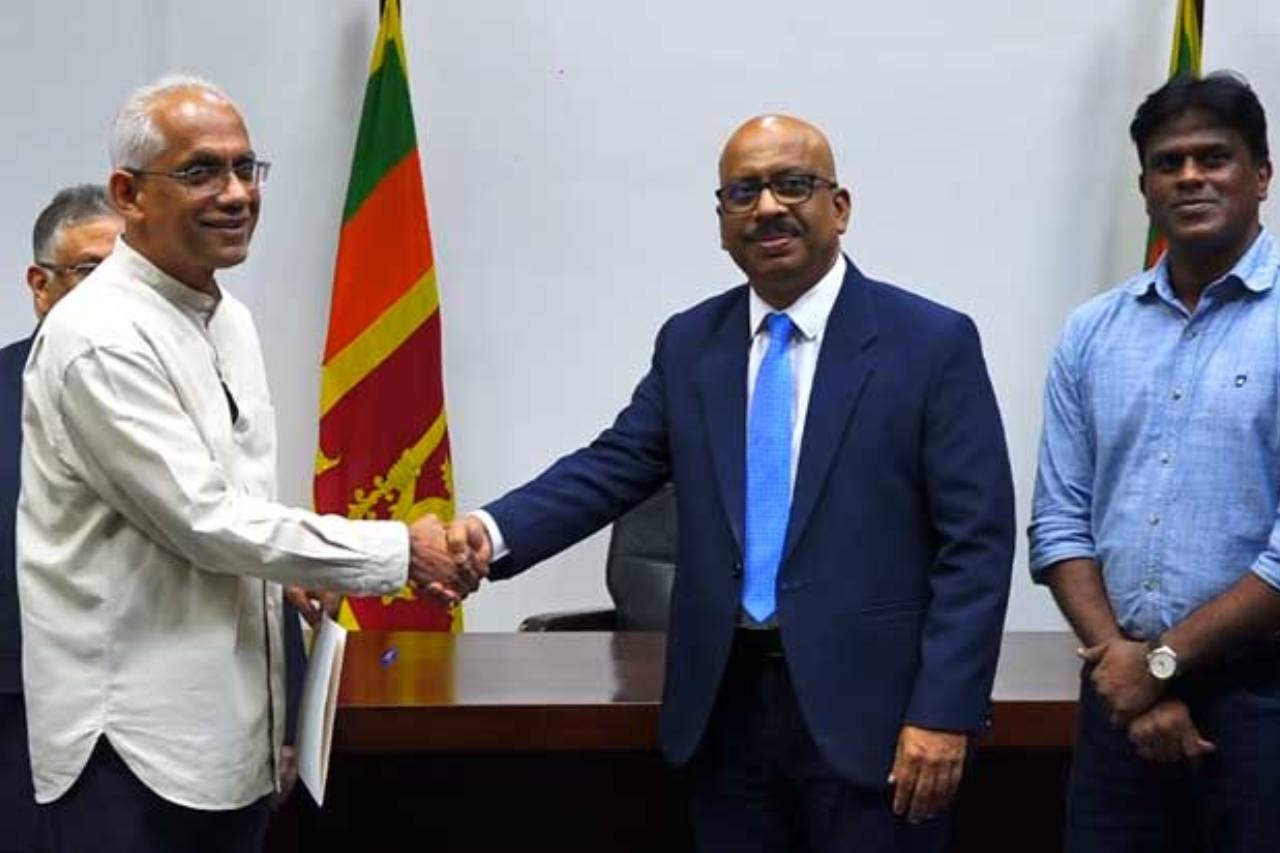 ක්‍රිකට් අතුරු කමිටුවේ සභාපති ලෙස ඉරාන් පත් කරයි