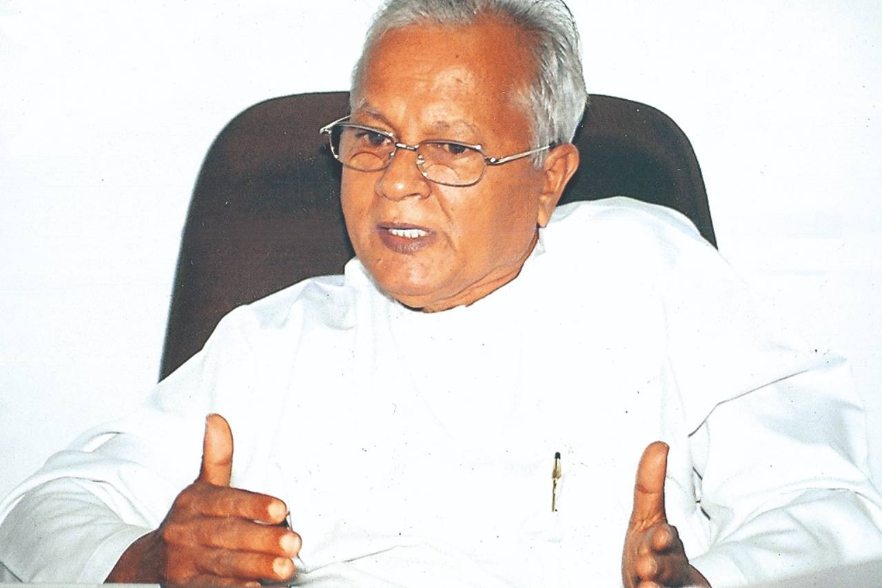 දේශබන්දු සිරිසුමන ගොඩගේ අභාවප්‍රාප්ත වෙයි