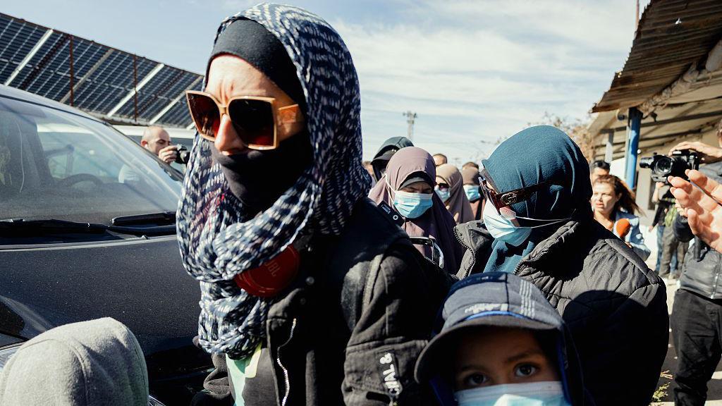 IS Families in Syria Book Tickets Home to Australia