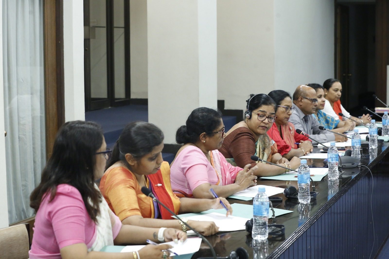 අනුරපුර දැරිය ගැන කතා කරන්න මන්ත්‍රීවරියෝ අද අවදිවෙයි