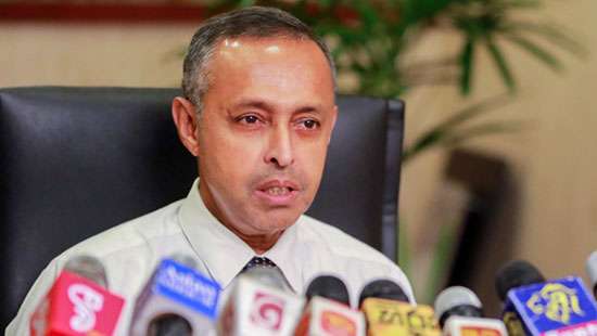 මානව හිමිකම් කඩකළැයි ශ්‍රේෂ්ඨාධිකරණය තීන්දු කළ ප්‍රවාහන ලේකම් ඉල්ලා අස්වෙයි