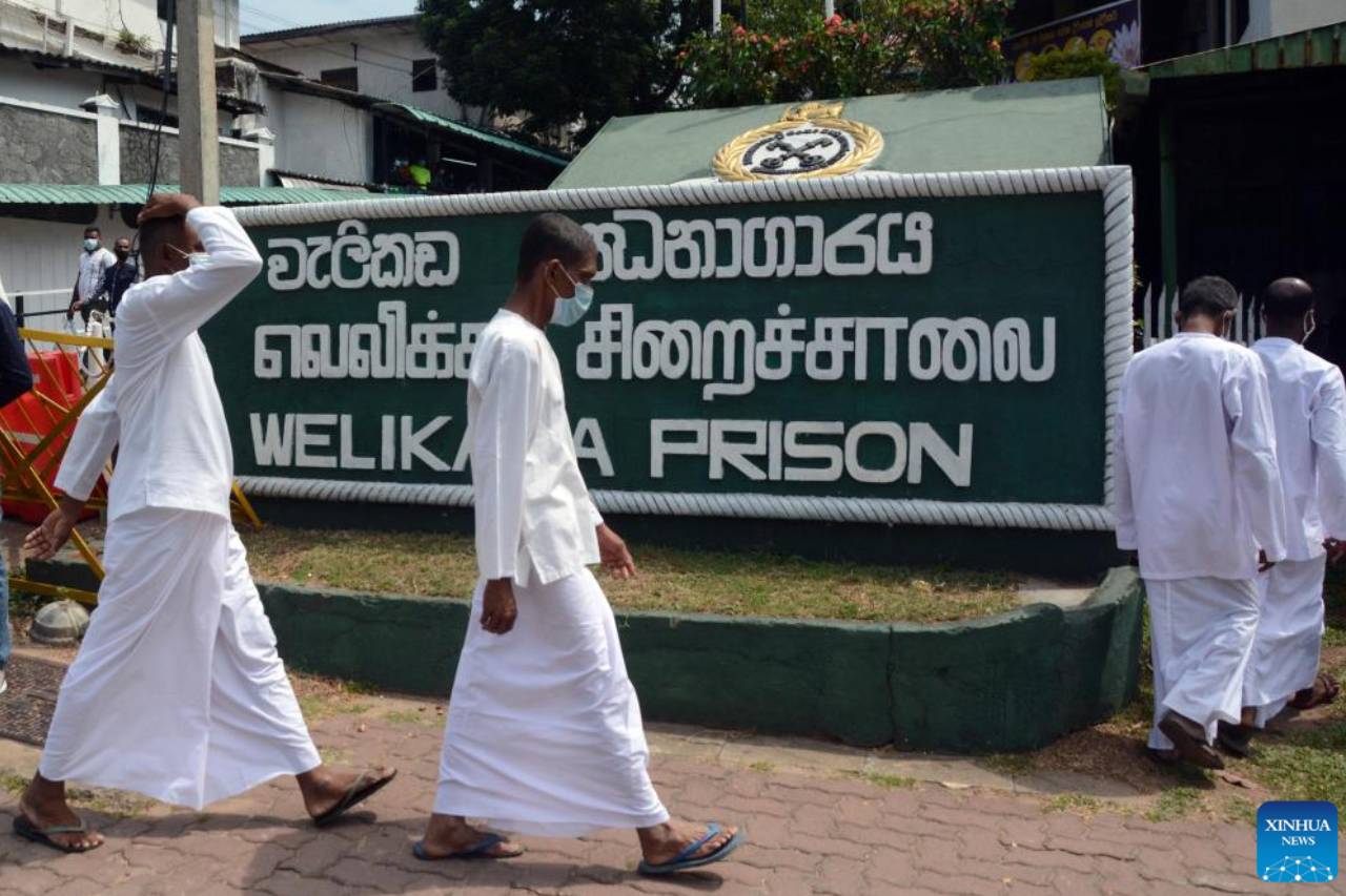 වැලිකඩ රැඳවියෙකු මියයාමේ සිද්ධිය – බන්ධනාගාර නියාමකයින් තිදෙනෙකු අත්අඩංගුවට