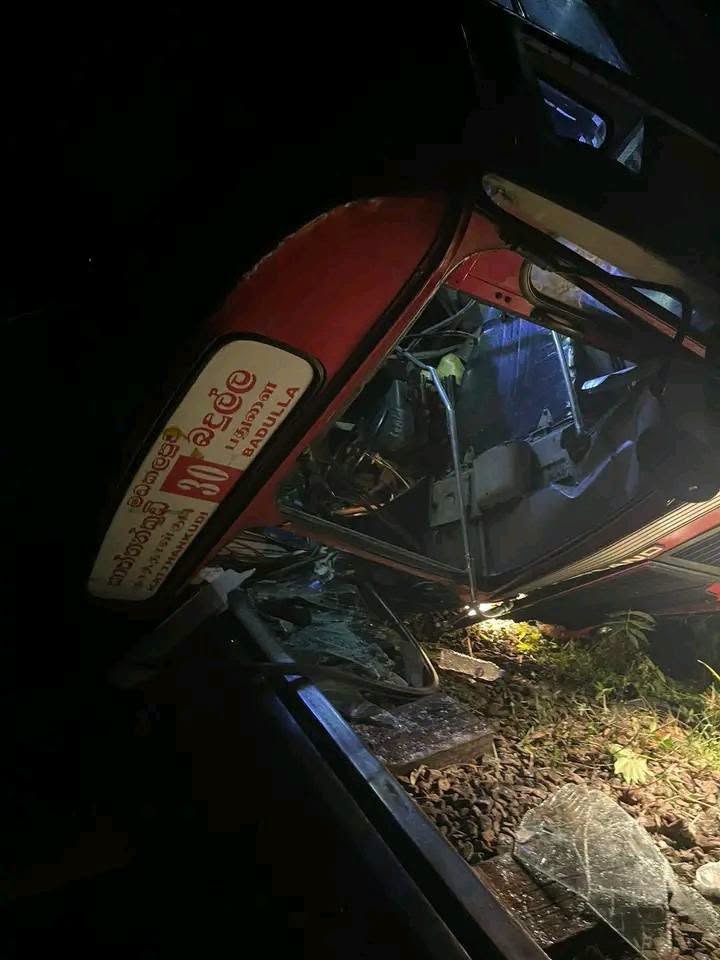 දියතලාවේ මාරක රිය අනතුරක්