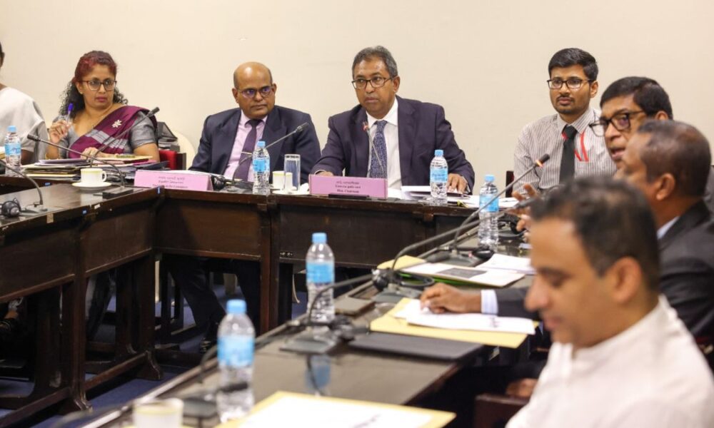 භාණ්ඩාගාර ලේකම් සහ මහ බැංකු අධිපති අද කෝප් කමිටුව හමුවට