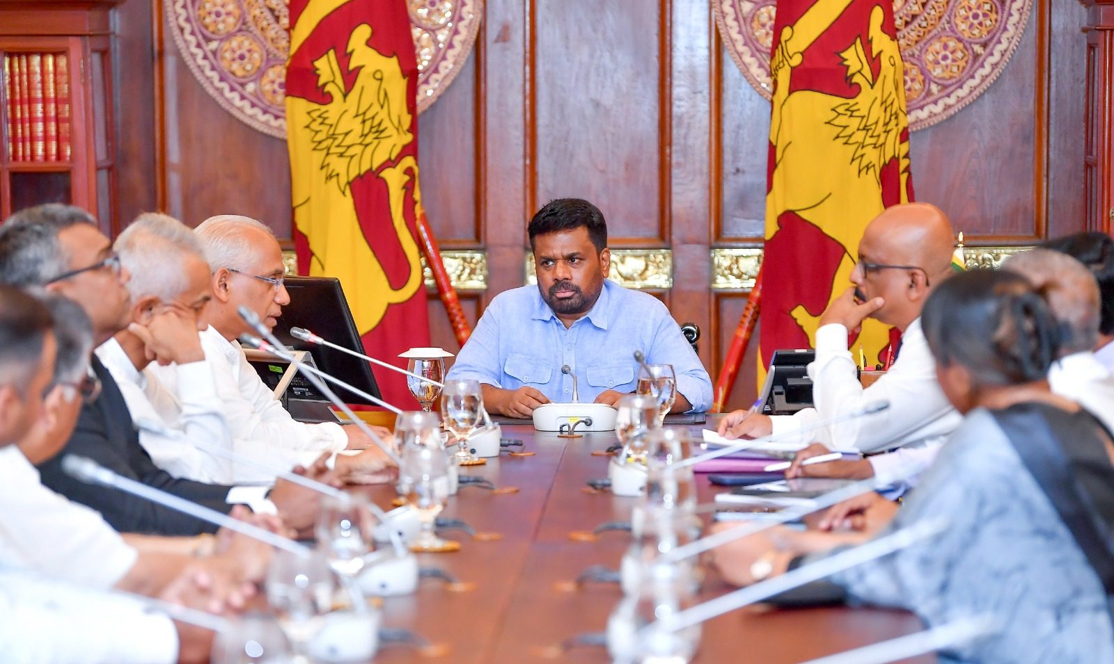ශ්‍රී ලංකා ක්‍රිකට් ගැන ජනපති සහ පරිවර්තන කමිටුව අතර සාකච්ඡා