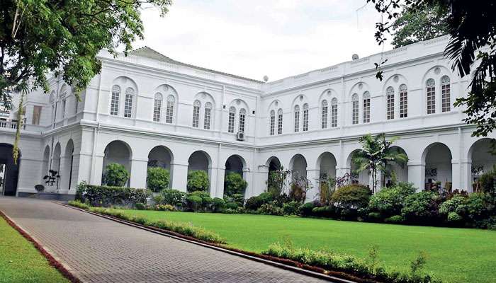 ජනපති නොසිටියත් ජනපති මන්දිරවල 3,089ක් නවාතැන් අරන් – විගණනයෙන් හෙළිවේ