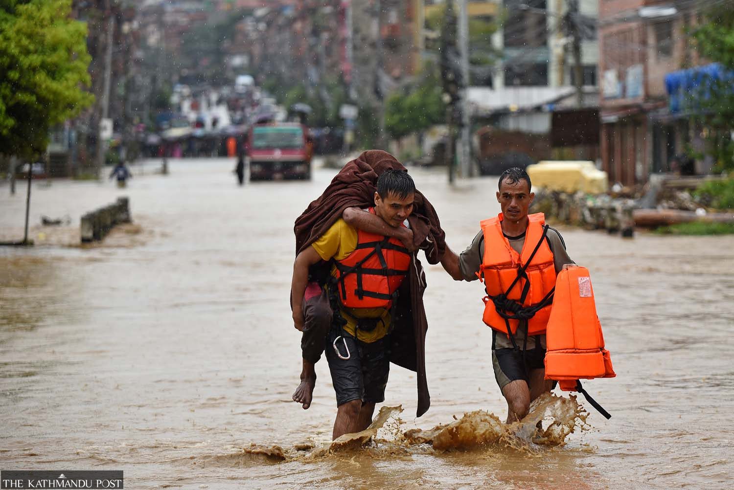 නේපාල ගංවතුරෙන් අතුරුදන් වූවන් අතර ශ්රී ලාංකිකයින් නෑ