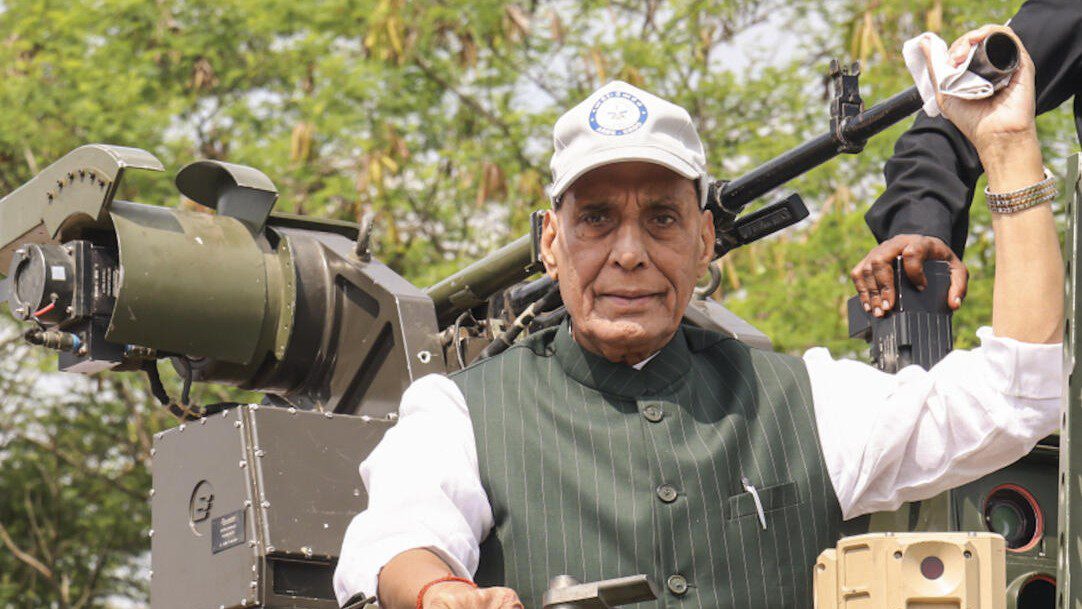 ඉන්දීය ආරක්ෂක අමාත්ය රාජනාත් සිං එළැඹෙන සතියේදී ශ්රී ලංකාවට