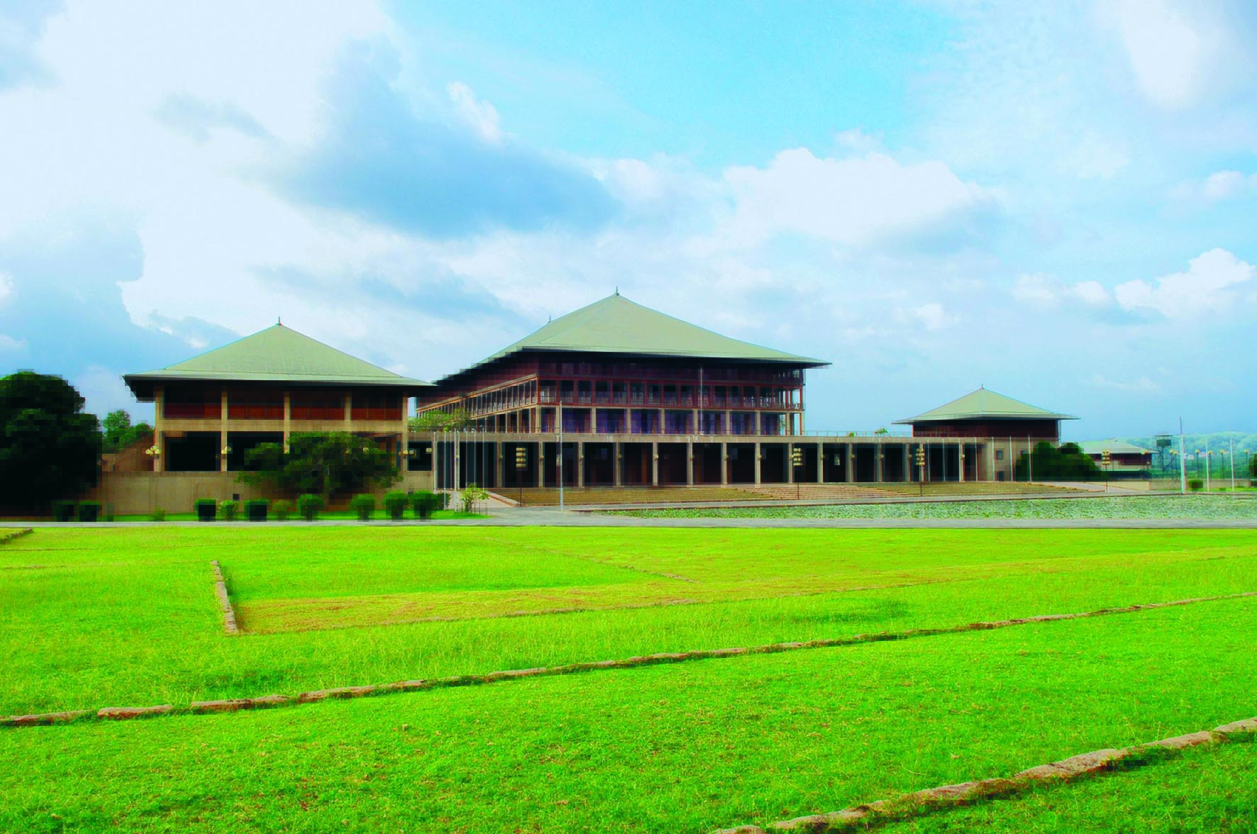 හෙට සහ 23 වනදා පාර්ලිමේන්තු න්‍යාය පත්‍රයේ වෙනස් වෙයි