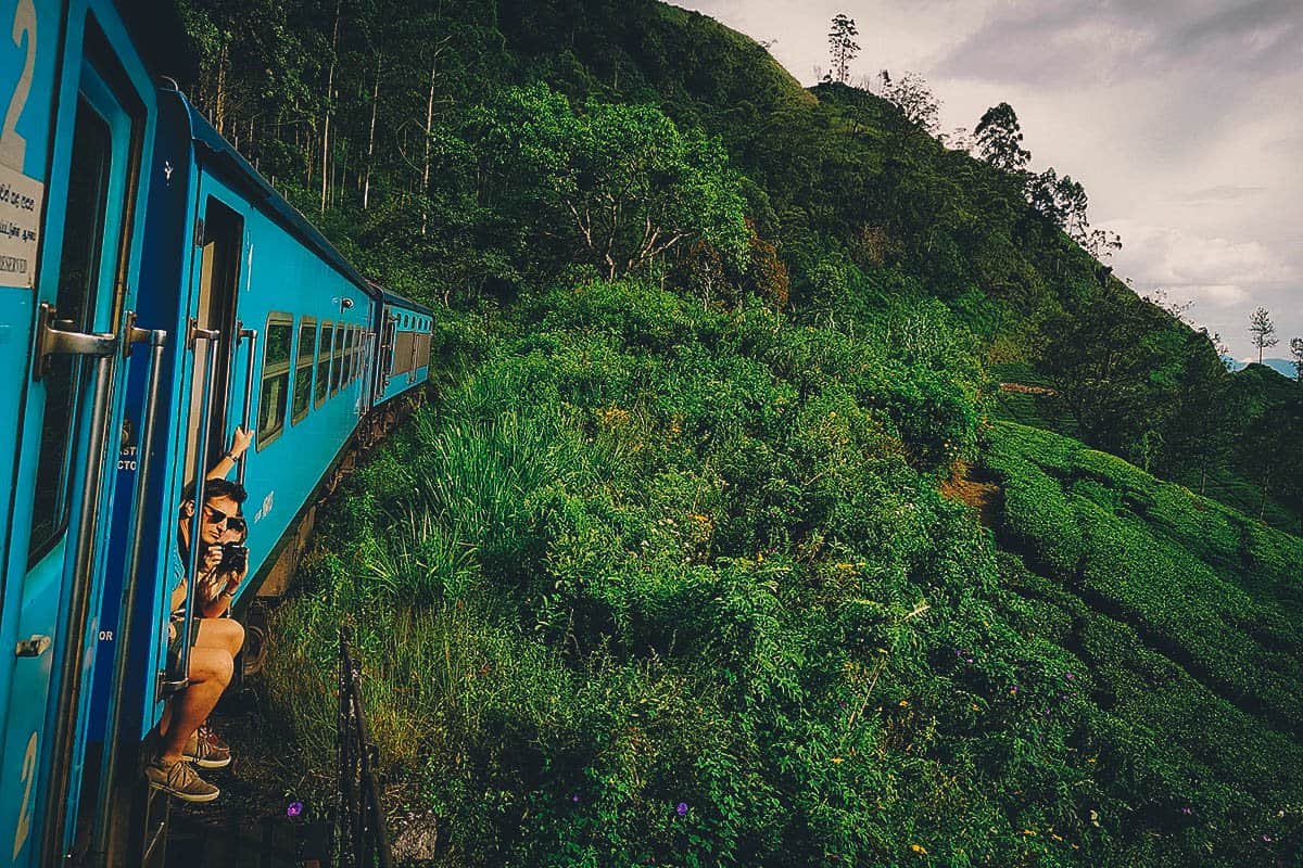 මාස 10කට පසු උඩරට මාර්ගයේ දුම්රිය ධාවනය අද සිට නැවතත් ආරම්භ වෙයි
